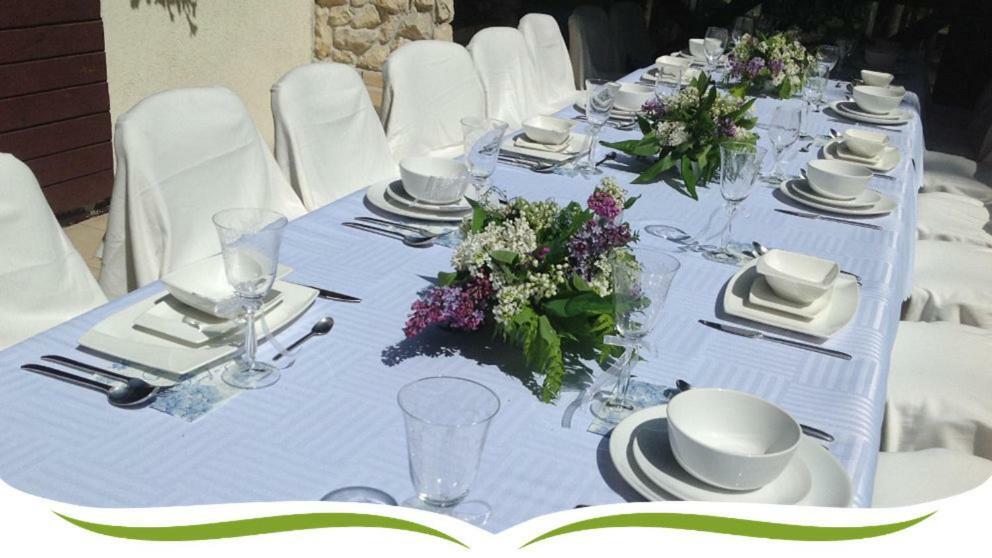 Przystanek Zofiowka Hotel Tuszyn Ngoại thất bức ảnh