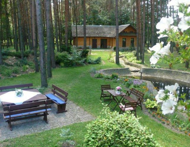 Przystanek Zofiowka Hotel Tuszyn Ngoại thất bức ảnh